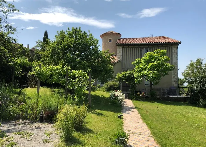 La Tour Barbacane * アラン